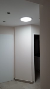 Deuxième puits de lumière dans le couloir